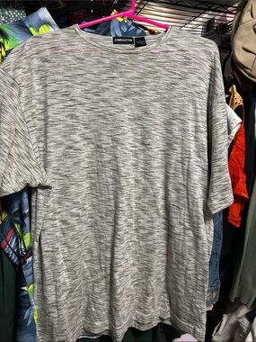 Claiborne Men's Heathered Light Gray Short-Sleeve Crewneck Tee